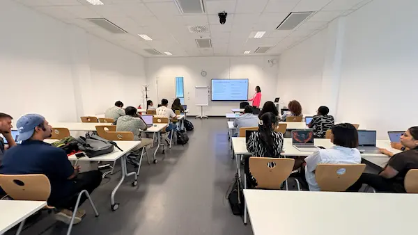 Schiller Heidelberg students attending a classroom session on digitalization and AI