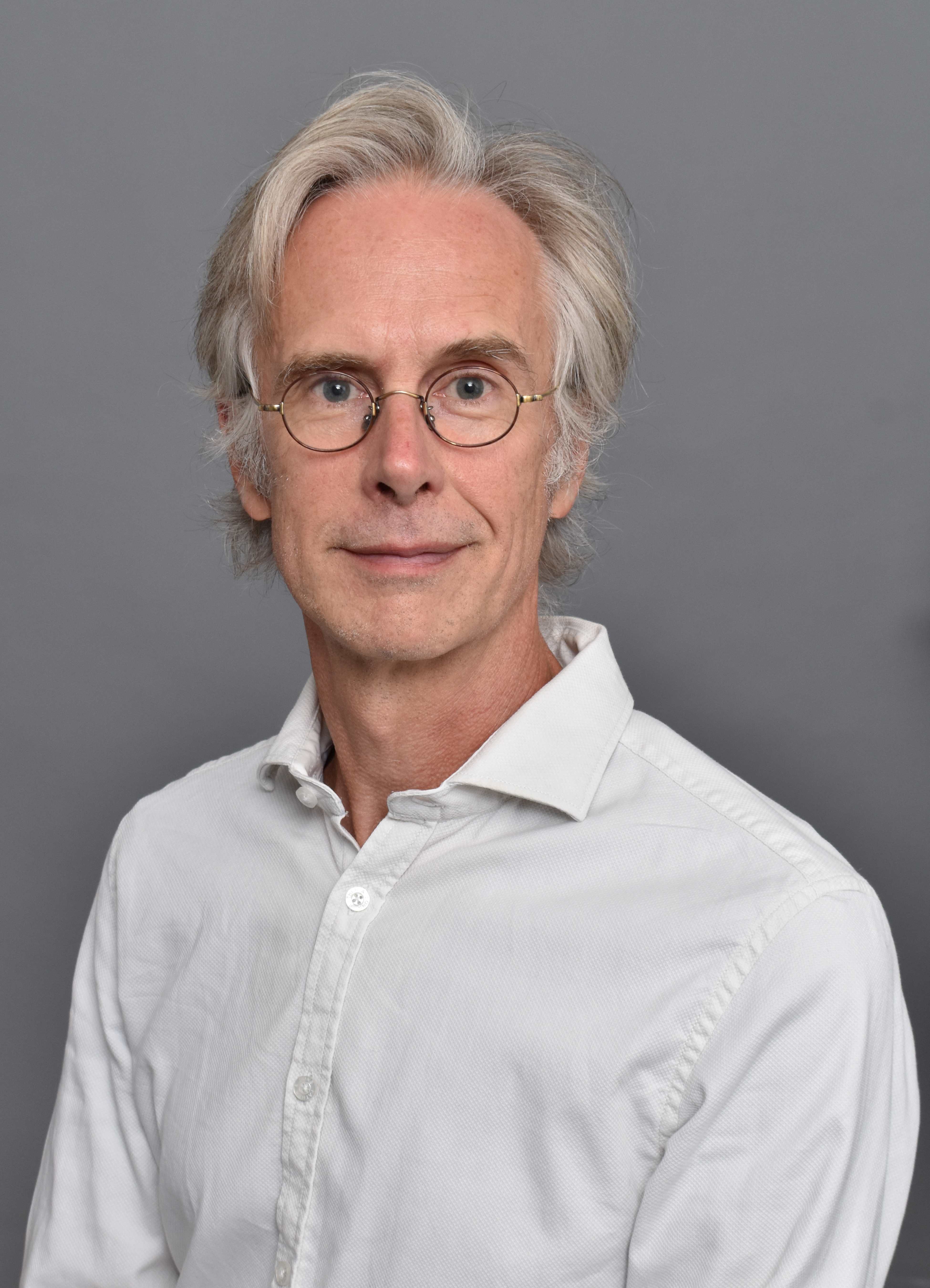 Dr. Matthew Andrews - New Director Paris Campus