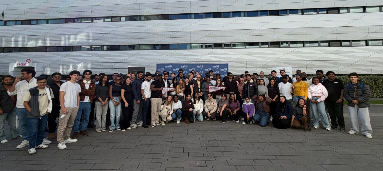 Schiller Heidelberg Students Participate in the AI and Zoho Workshop