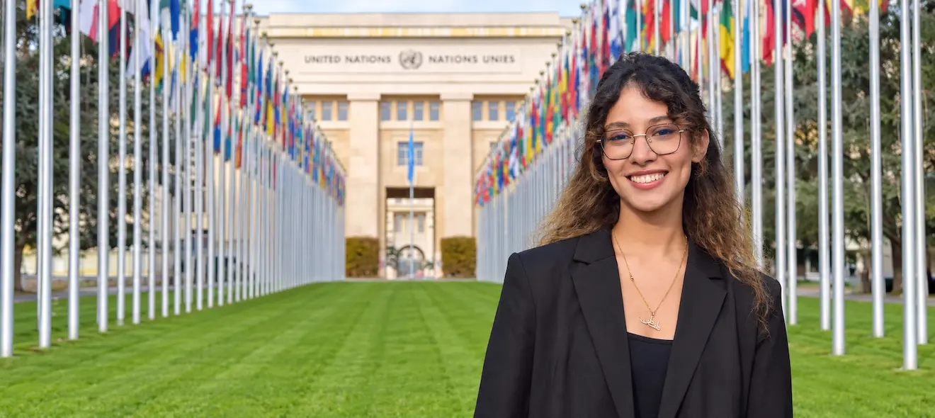 Schiller Student Meriem Bouzedif