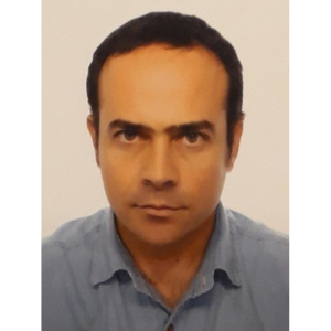 Dr. César San Juan Pajares