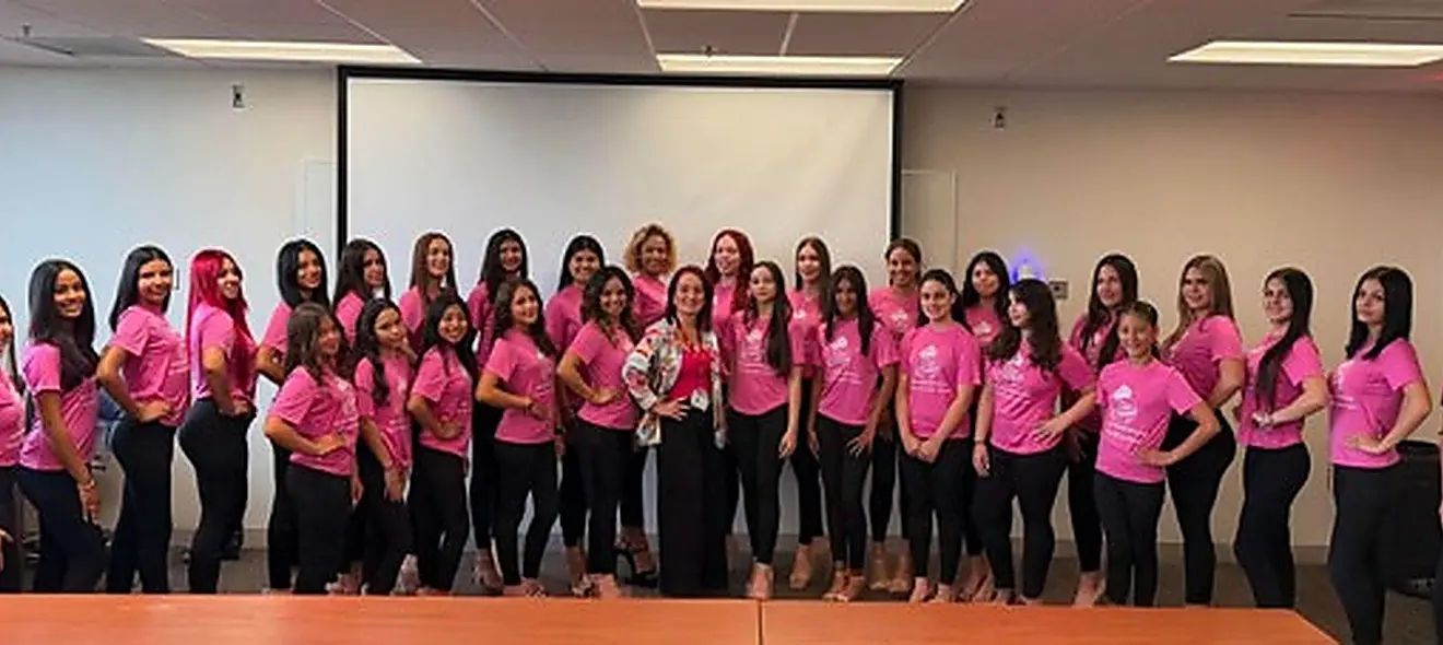 Participants of The Miss Latina Tampa Leadership Workshop